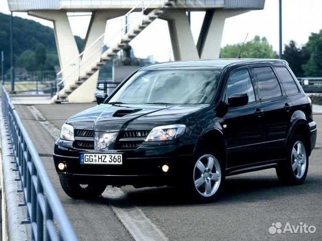 Лобовое стекло Mitsubishi Outlander 2003-2007 Лобовое стекло Mitsubishi Outlander 2003-2007