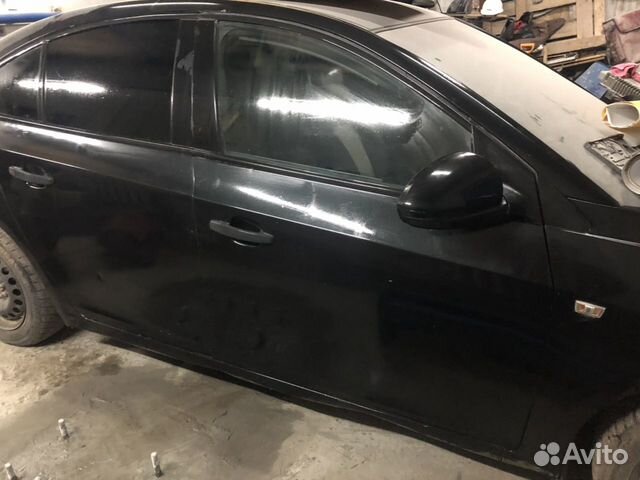 Дверь передняя правая Chevrolet Cruze Дверь передняя правая Chevrolet Cruze