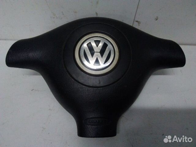 Подушка безопасности в руль Volkswagen Passat B5