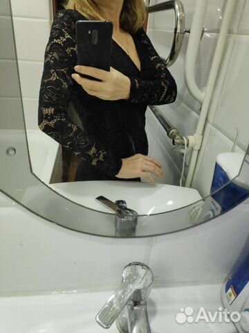 Платье кружевное