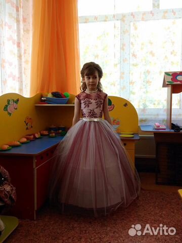 Платья Платья