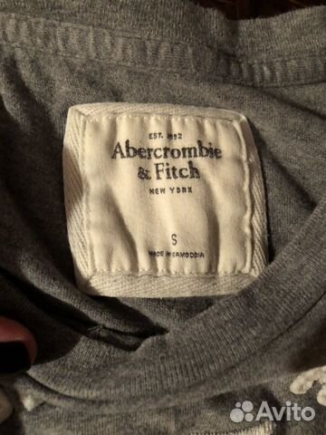 Футболка Abercrombie & Fitch