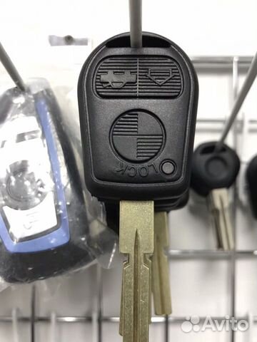 Корпус Ключа Bmw E38 Гитара три кнопки new Корпус Ключа Bmw E38 Гитара три кнопки new