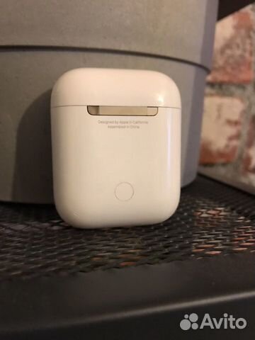 Кейс для AirPods