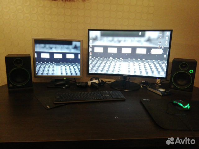 Студийные мониторы Mackie CR4