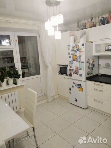 2-к квартира, 62 м², 4/10 эт.