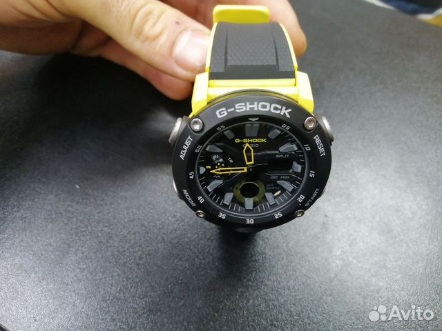 Часы Casio G-Shock GA-2000-1A9ER