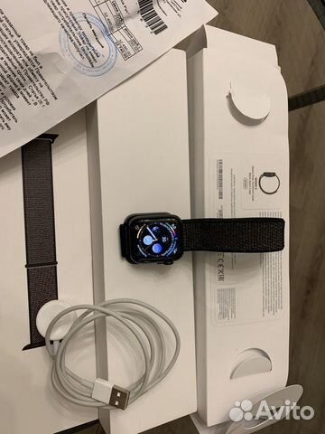 Часы Apple Watch Series 4 40 Часы Apple Watch Series 4 40