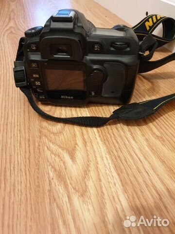 Зеркальный фотоаппарат nikon d50 body Зеркальный фотоаппарат nikon d50 body