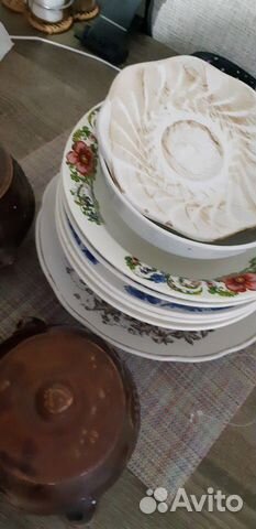 Набор столовой посуды тарелки и горшочки