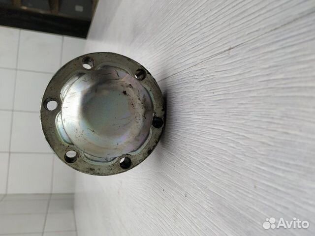 Полуось правая 3C0407272AJ VW Passat (B6) 2005-201 Полуось правая 3C0407272AJ VW Passat (B6) 2005-201