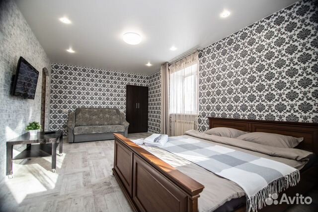 1-к квартира, 42 м², 2/5 эт.