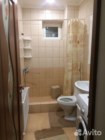 2-к квартира, 65 м², 2/2 эт.