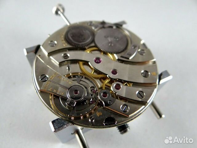 Часы ручной работы с механизмом Patek Philippe Часы ручной работы с механизмом Patek Philippe