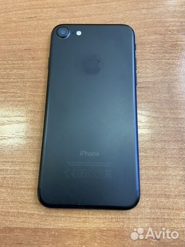 Телефон iPhone 7 Телефон iPhone 7