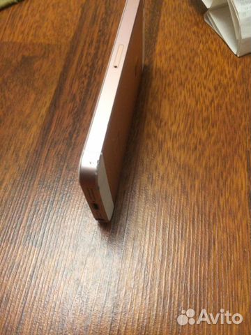 iPhone SE 32 gb iPhone SE 32 gb