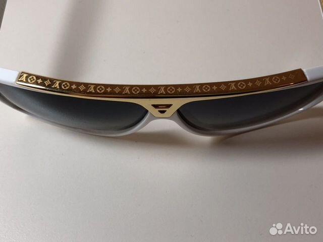 Louis Vuitton Evidence 240w Louis Vuitton Evidence 240w