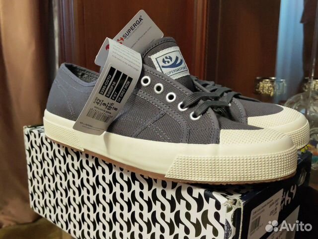 superga 42