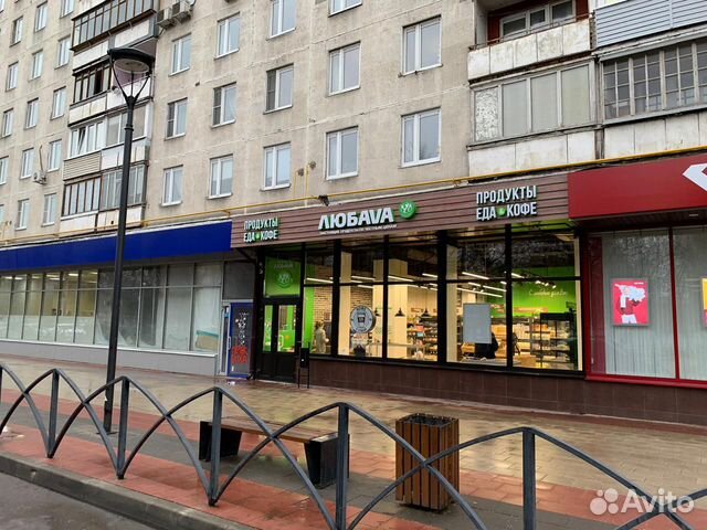 Стрит ритейл около метро, 92.8 м²