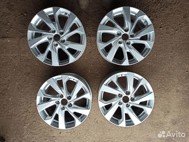 Hyundai Tucson диски оригинал R17 рестайлинг 4шт Hyundai Tucson диски оригинал R17 рестайлинг 4шт