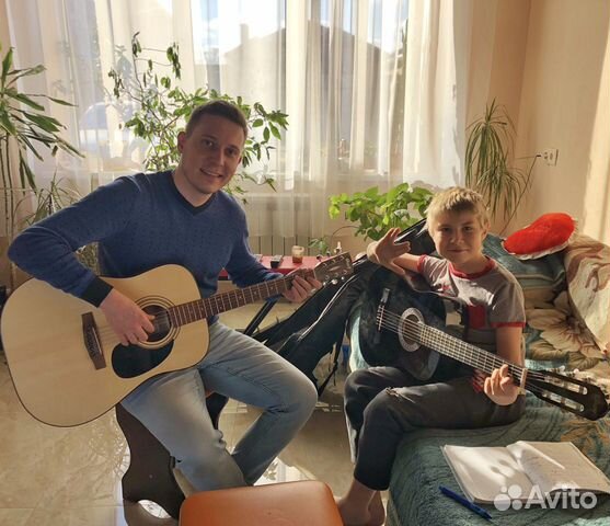 Уроки гитары/ Обучение игре на гитаре/ Репетитор Уроки гитары/ Обучение игре на гитаре/ Репетитор