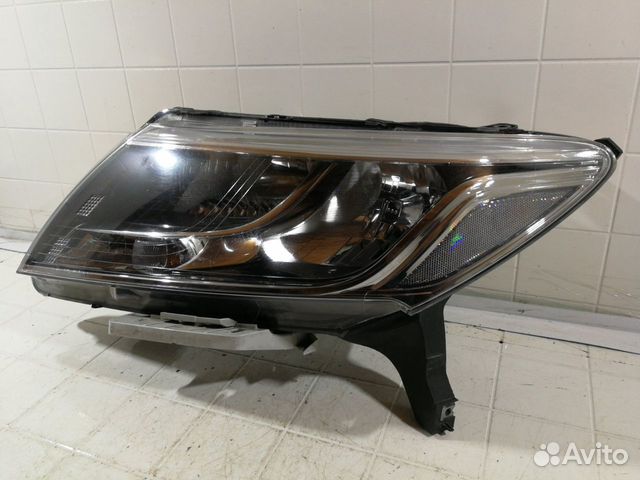 Фара галоген передняя левая Nissan Pathfinder 4 Фара галоген передняя левая Nissan Pathfinder 4