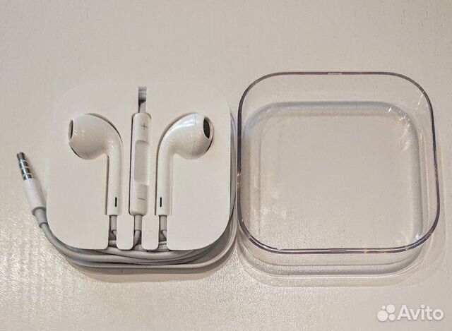 Наушники Apple Earpods 3.5мм оригинал Наушники Apple Earpods 3.5мм оригинал