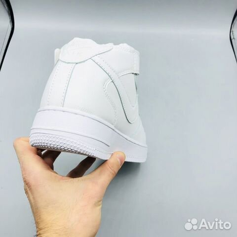 Кроссовки Nike