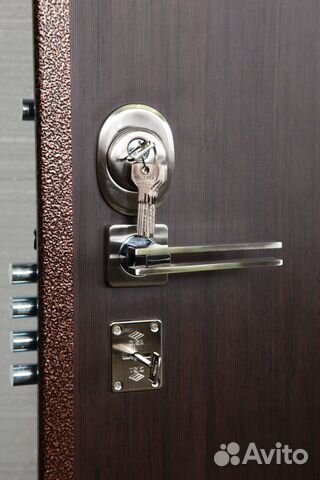 Дверь входная металлическая