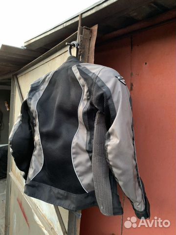 Мотокуртка женская agvsport, размер М (42-44) Мотокуртка женская agvsport, размер М (42-44)