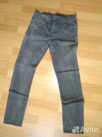 Джинсы Levis черные новые Джинсы Levis черные новые