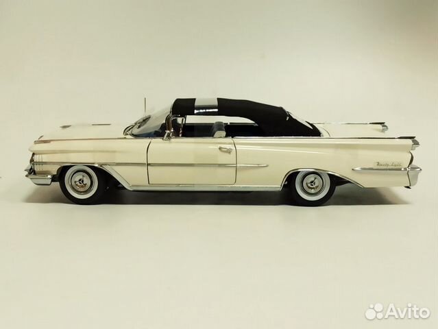 Oldsmobile 