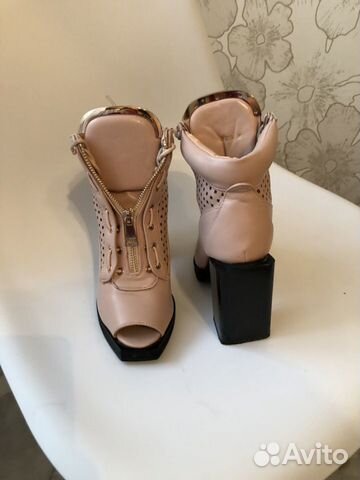 Ботильоны Balmain на каблуке