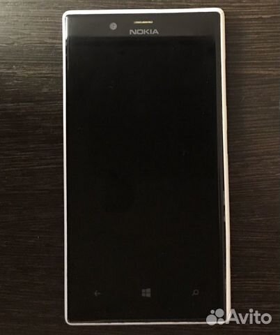 Телефон Nokia Lumia 720 белый Телефон Nokia Lumia 720 белый