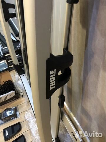 Экспедиционный багажник на крышу Thule Trail L