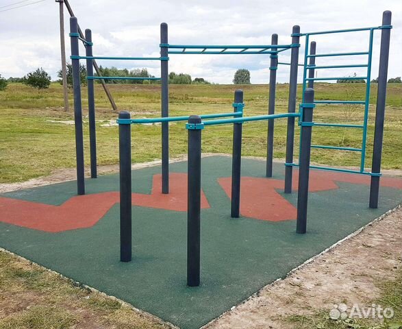 Уличный турник брусья, спортивная площадка воркаут