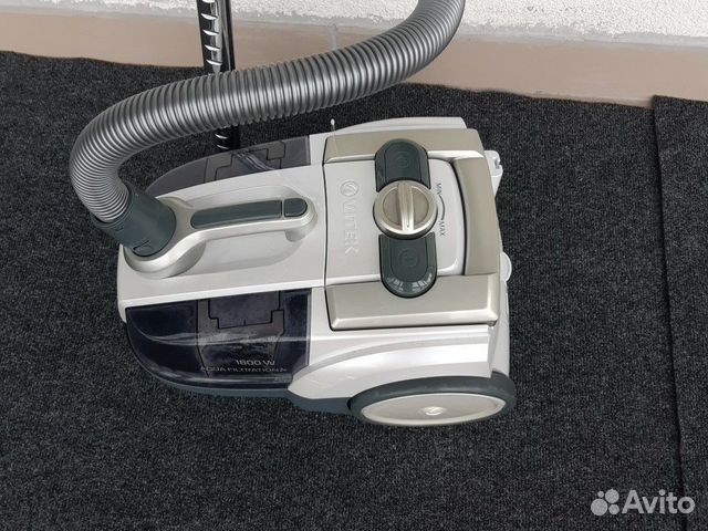 Пылесос Vitek