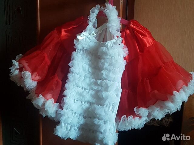Комплект с пышной юбкой