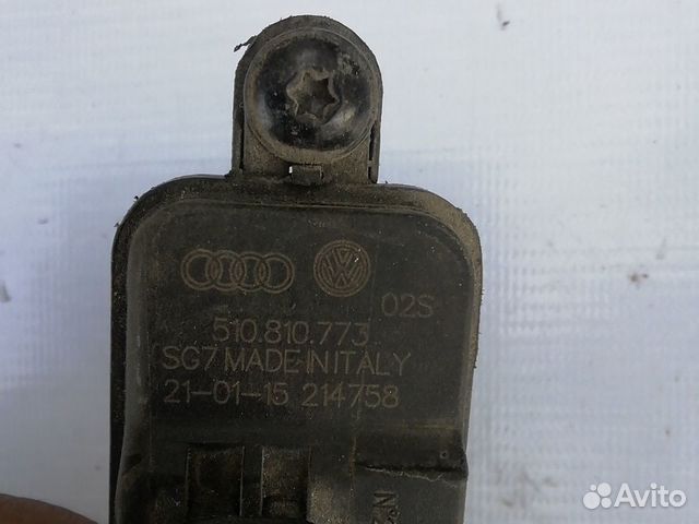 Актуатор лючка бензобака skoda rapid