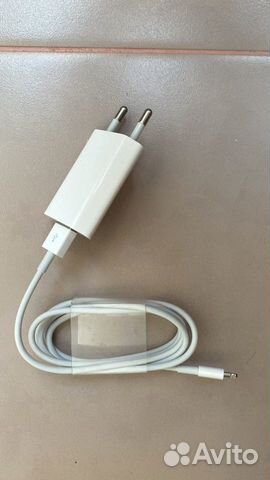 Зарядное устройство для телефона Apple Зарядное устройство для телефона Apple