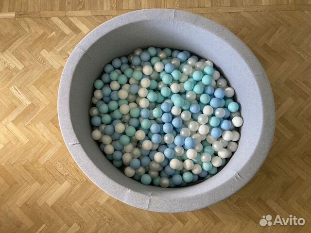 Сухой бассейн с шариками для детей