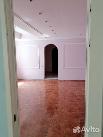 Переуступка права аренды с правом выкупа 150,9 м2