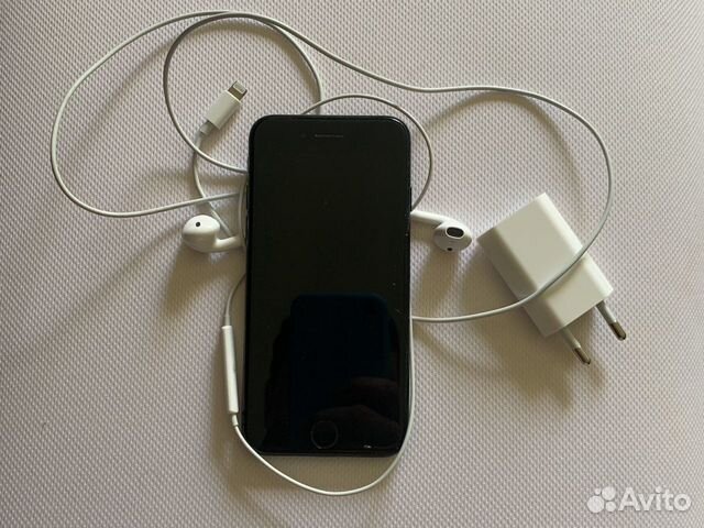 iPhone 7 black 128 глянец состояние нового