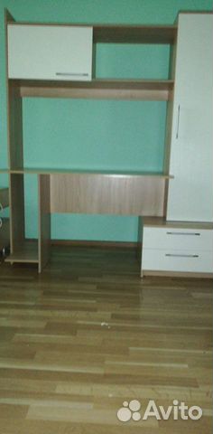 Продаю письменный стол Продаю письменный стол