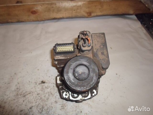 Блок ABS (насос) (Ford Mondeo) Блок ABS (насос) (Ford Mondeo)