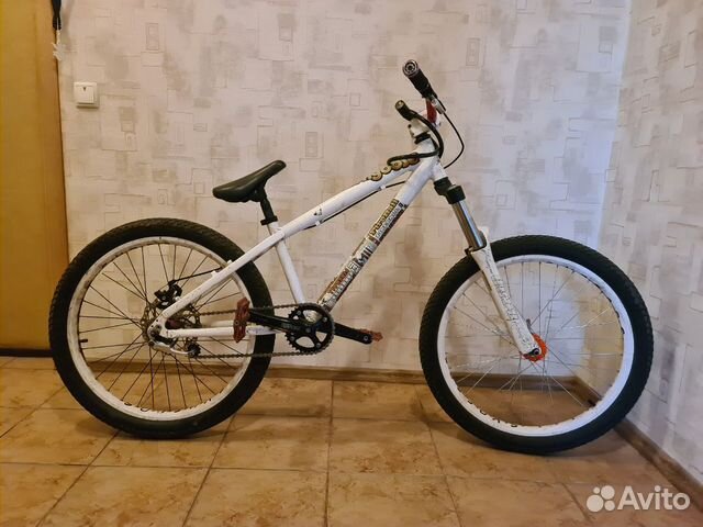 Велосипед mtb Mongoose Fireball на 24 колесах Велосипед mtb Mongoose Fireball на 24 колесах