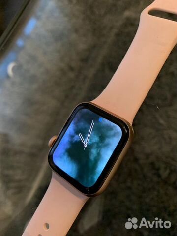 Apple watch series 4 40mm aluminum gold