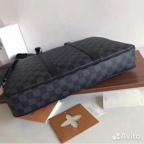 Кожаная сумка Laptop Louis Vuitton Кожаная сумка Laptop Louis Vuitton