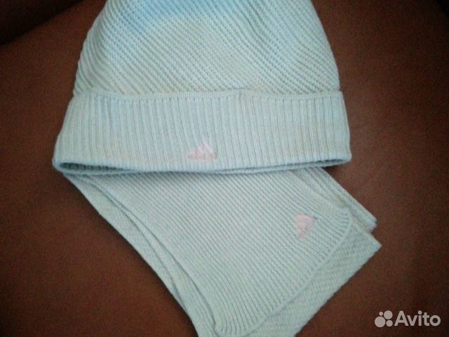 Женская шапка и шарф 