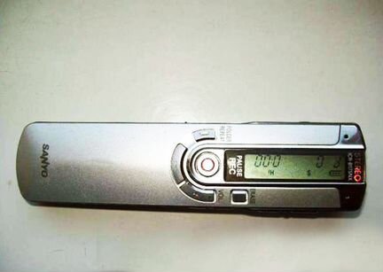 Диктофон Sanyo